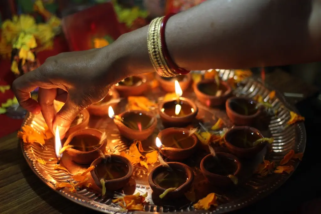 diwali diya occasion